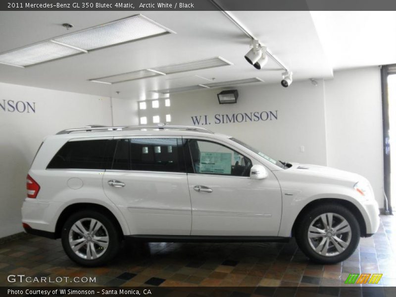 Arctic White / Black 2011 Mercedes-Benz GL 350 Blutec 4Matic