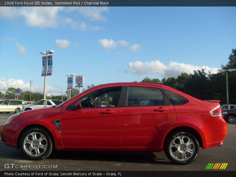 Vermillion Red / Charcoal Black 2008 Ford Focus SES Sedan