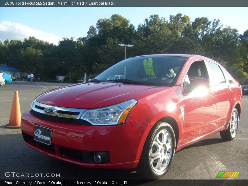 Vermillion Red / Charcoal Black 2008 Ford Focus SES Sedan