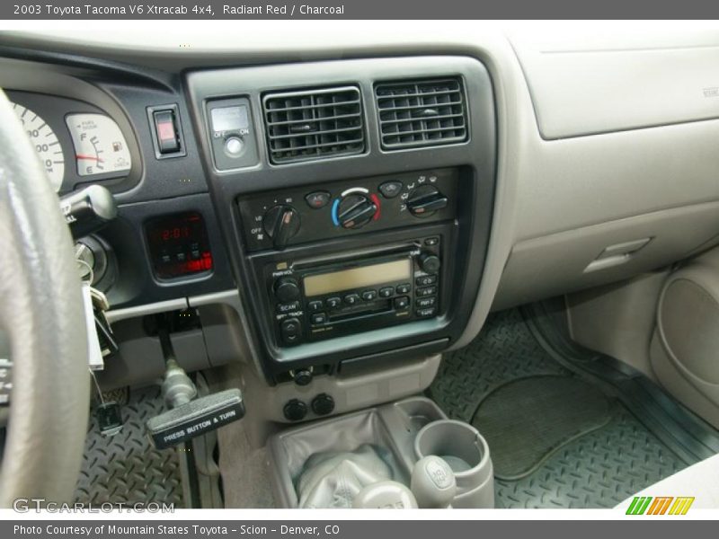 Radiant Red / Charcoal 2003 Toyota Tacoma V6 Xtracab 4x4