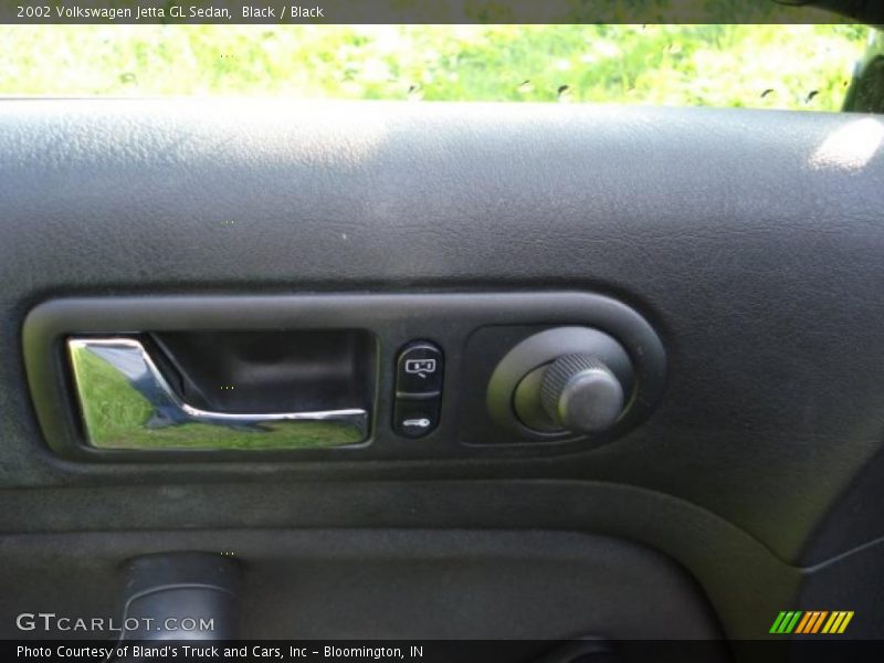Black / Black 2002 Volkswagen Jetta GL Sedan