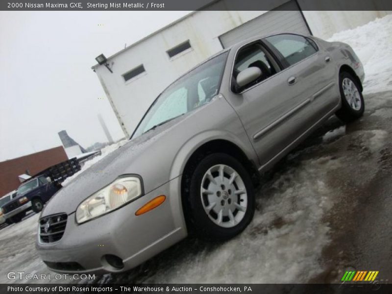 Sterling Mist Metallic / Frost 2000 Nissan Maxima GXE