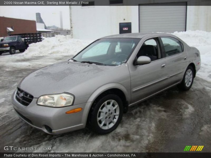 Sterling Mist Metallic / Frost 2000 Nissan Maxima GXE