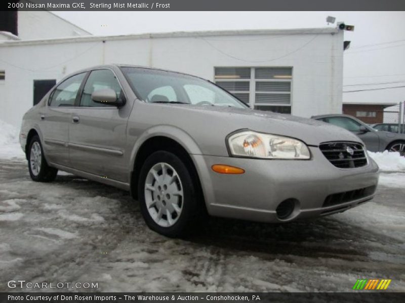 Sterling Mist Metallic / Frost 2000 Nissan Maxima GXE