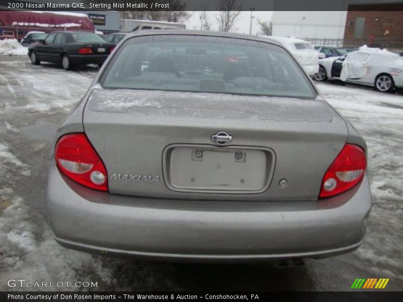 Sterling Mist Metallic / Frost 2000 Nissan Maxima GXE