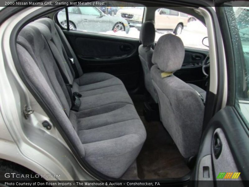 Sterling Mist Metallic / Frost 2000 Nissan Maxima GXE