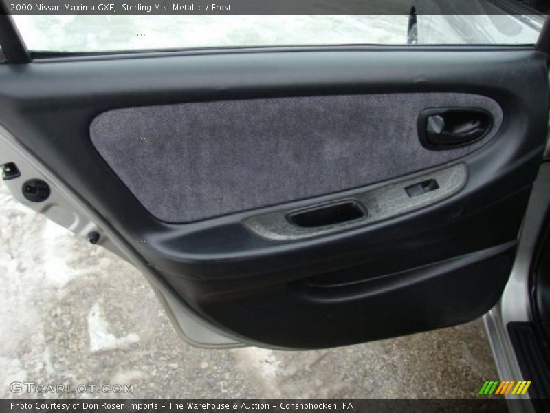 Sterling Mist Metallic / Frost 2000 Nissan Maxima GXE