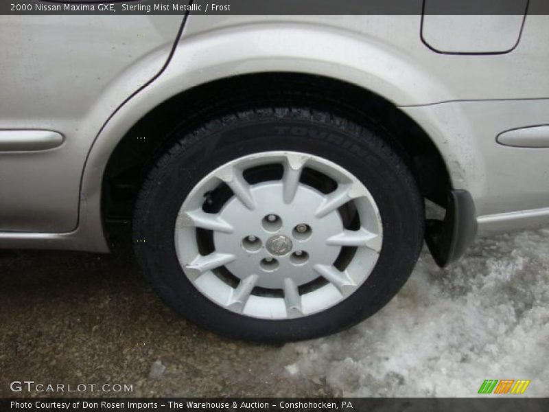 Sterling Mist Metallic / Frost 2000 Nissan Maxima GXE
