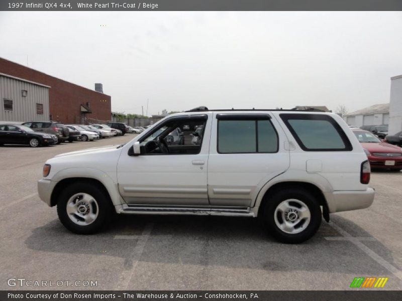 White Pearl Tri-Coat / Beige 1997 Infiniti QX4 4x4