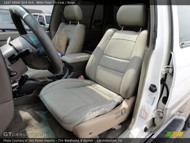 White Pearl Tri-Coat / Beige 1997 Infiniti QX4 4x4