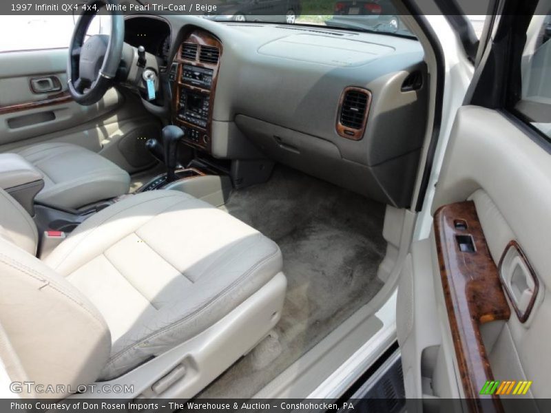 White Pearl Tri-Coat / Beige 1997 Infiniti QX4 4x4
