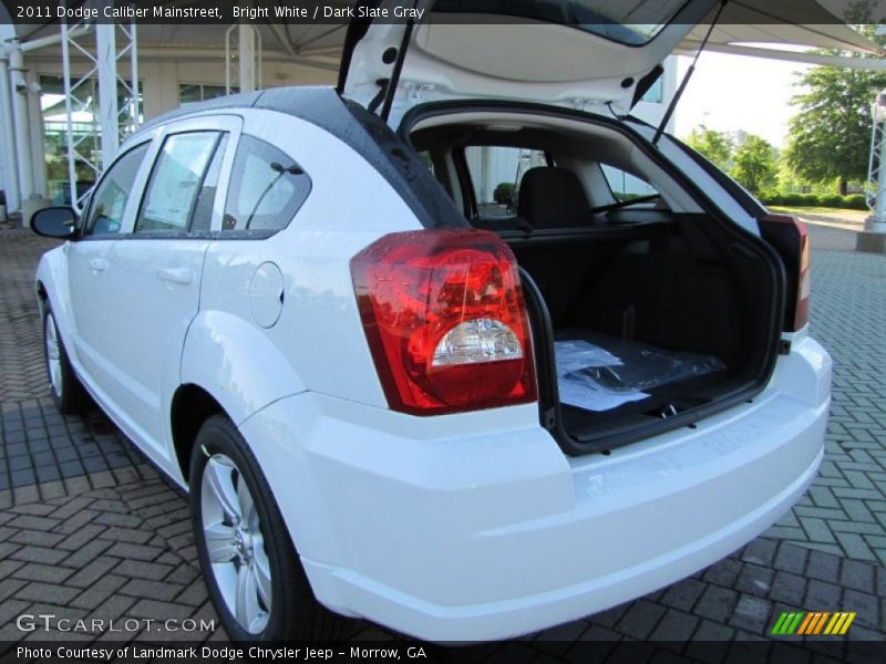 Bright White / Dark Slate Gray 2011 Dodge Caliber Mainstreet