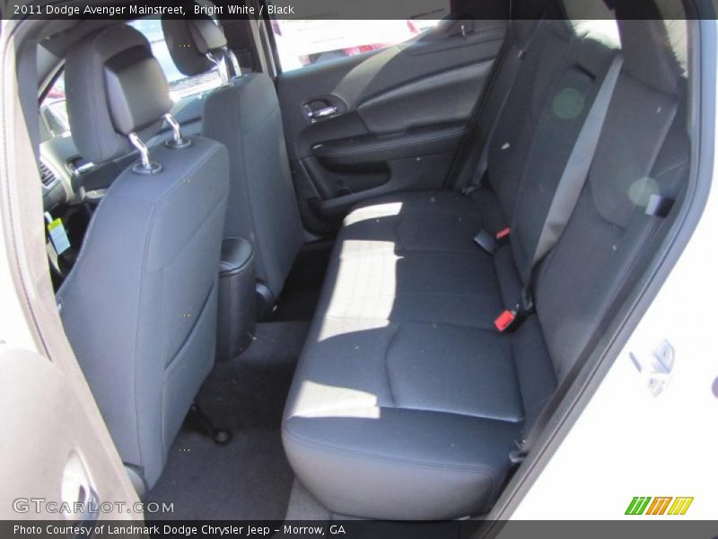Bright White / Black 2011 Dodge Avenger Mainstreet