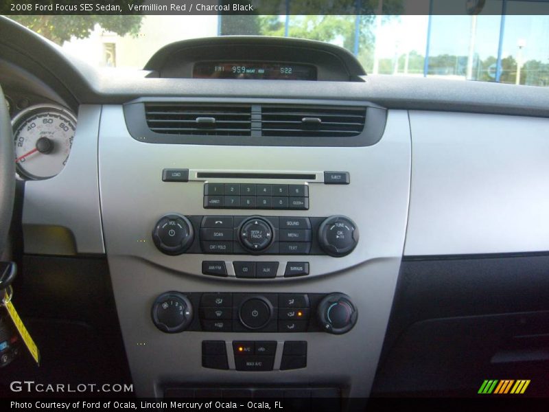 Vermillion Red / Charcoal Black 2008 Ford Focus SES Sedan