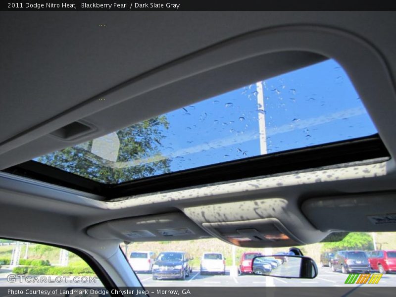 Blackberry Pearl / Dark Slate Gray 2011 Dodge Nitro Heat