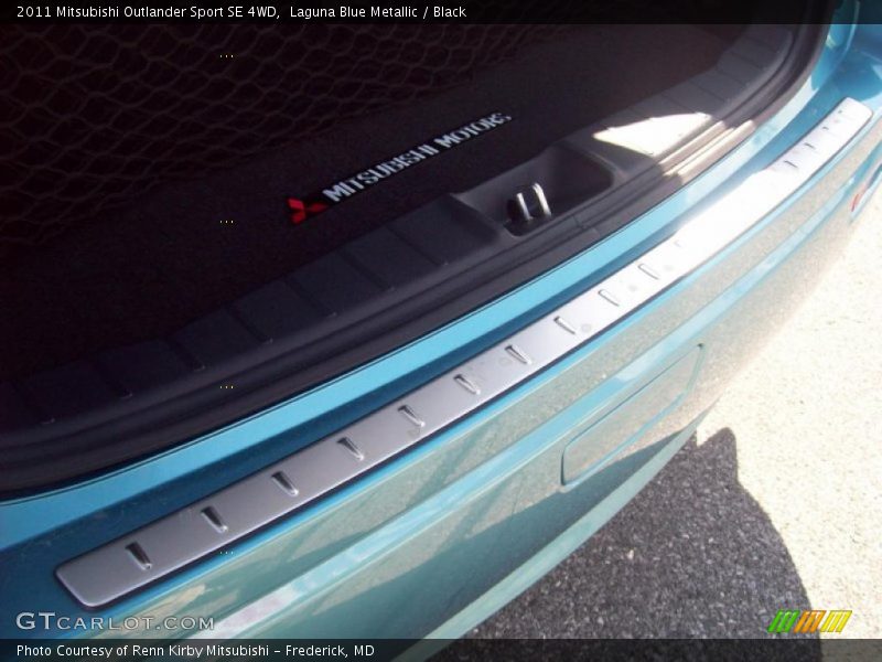 Laguna Blue Metallic / Black 2011 Mitsubishi Outlander Sport SE 4WD