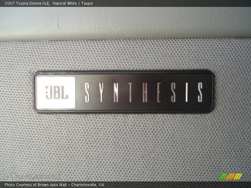 Natural White / Taupe 2007 Toyota Sienna XLE