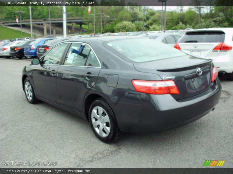 Magnetic Gray Metallic / Ash 2009 Toyota Camry LE