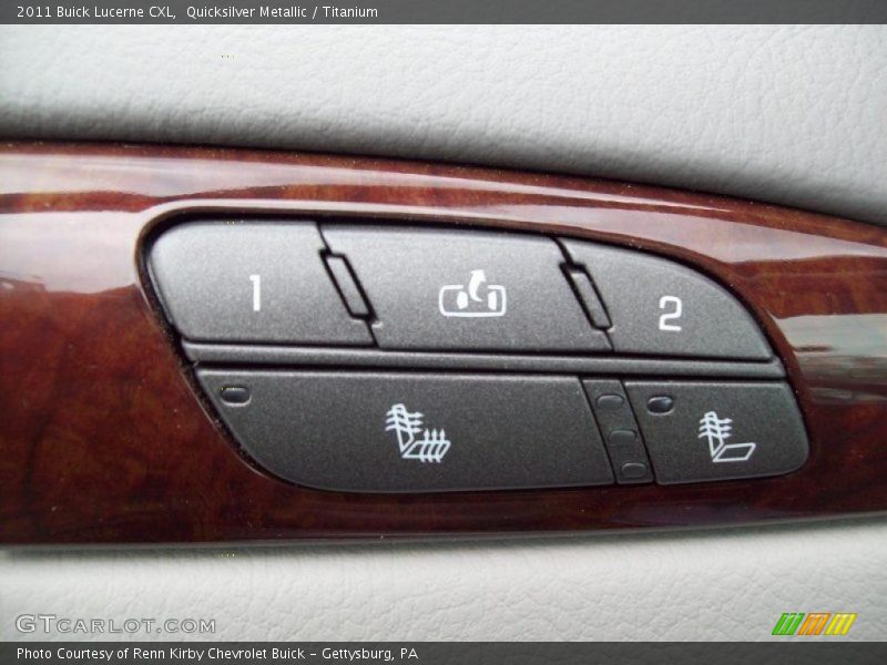 Quicksilver Metallic / Titanium 2011 Buick Lucerne CXL