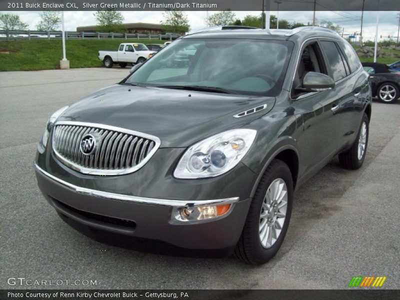 Front 3/4 View of 2011 Enclave CXL
