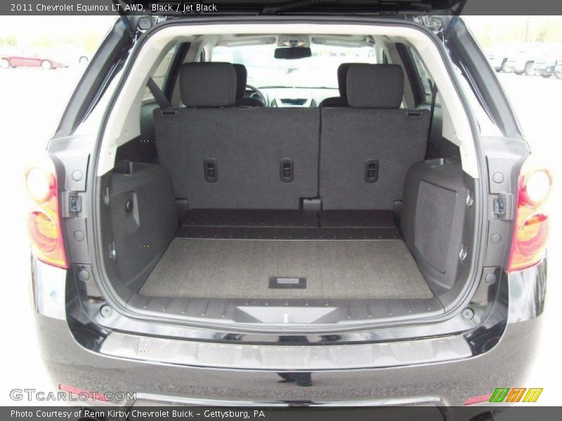  2011 Equinox LT AWD Trunk