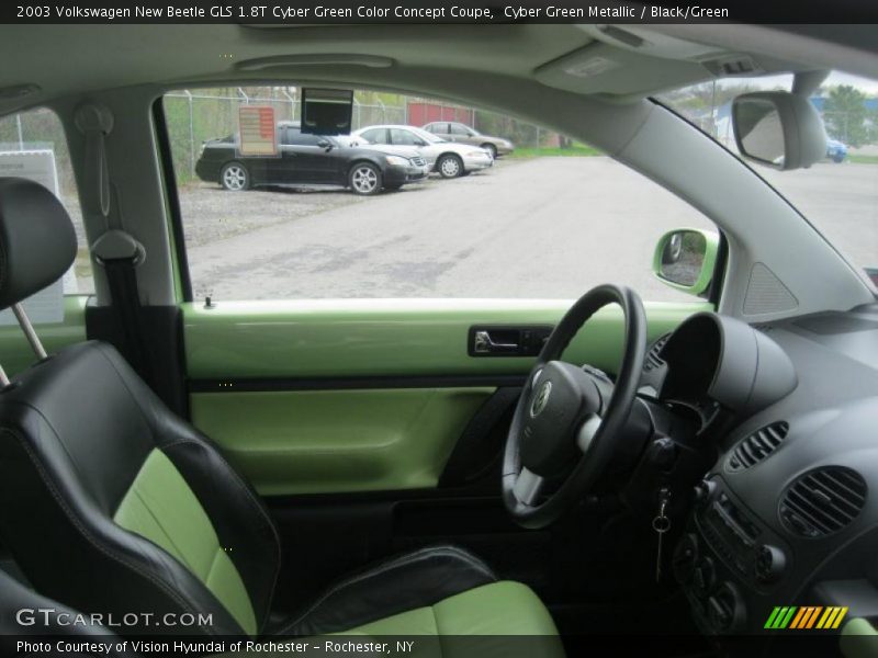 Cyber Green Metallic / Black/Green 2003 Volkswagen New Beetle GLS 1.8T Cyber Green Color Concept Coupe