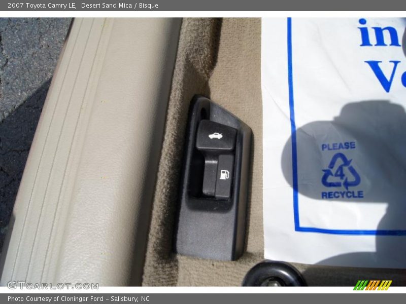 Desert Sand Mica / Bisque 2007 Toyota Camry LE