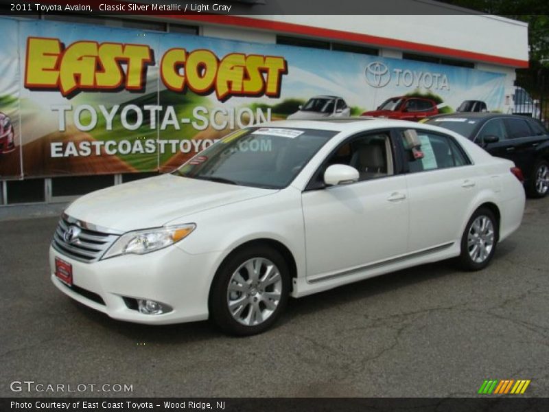 Classic Silver Metallic / Light Gray 2011 Toyota Avalon