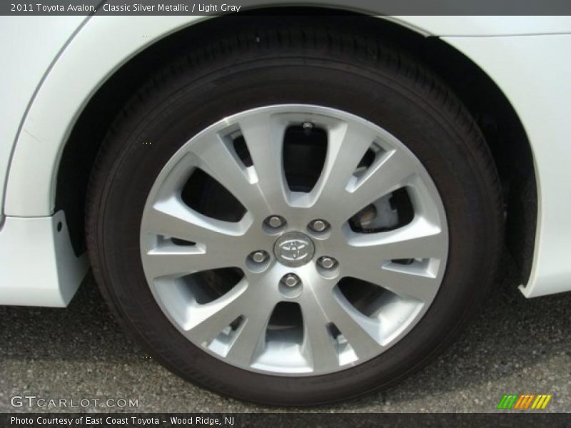 Classic Silver Metallic / Light Gray 2011 Toyota Avalon