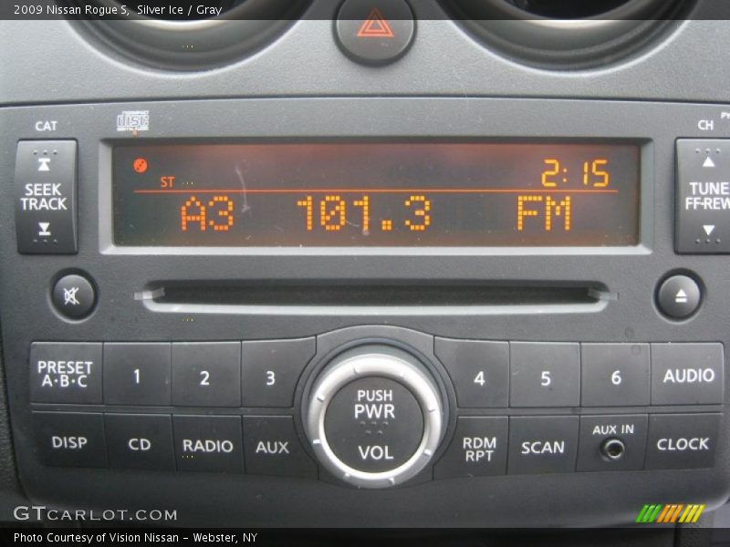 Silver Ice / Gray 2009 Nissan Rogue S