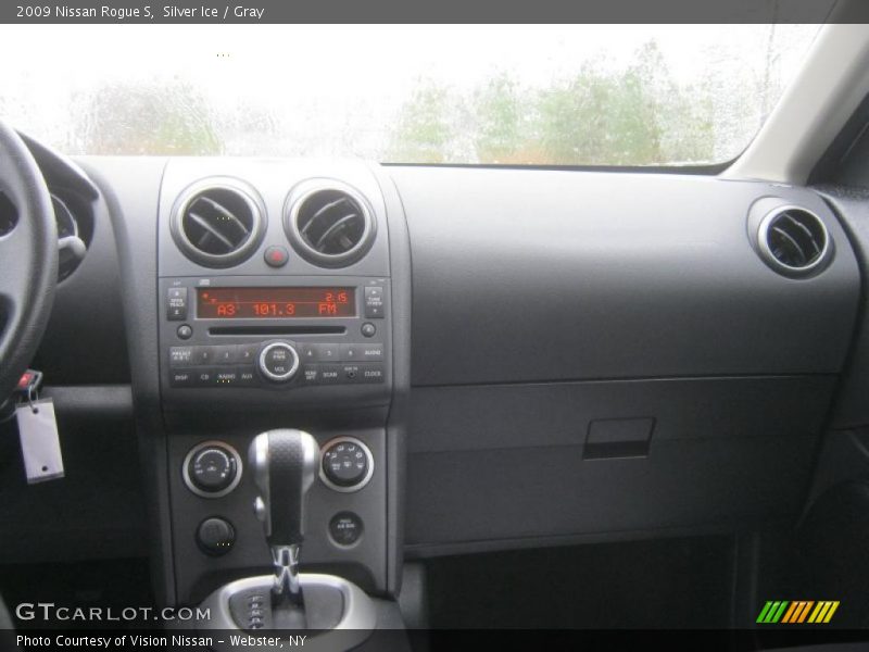 Silver Ice / Gray 2009 Nissan Rogue S