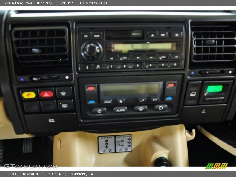 Adriatic Blue / Alpaca Beige 2004 Land Rover Discovery SE