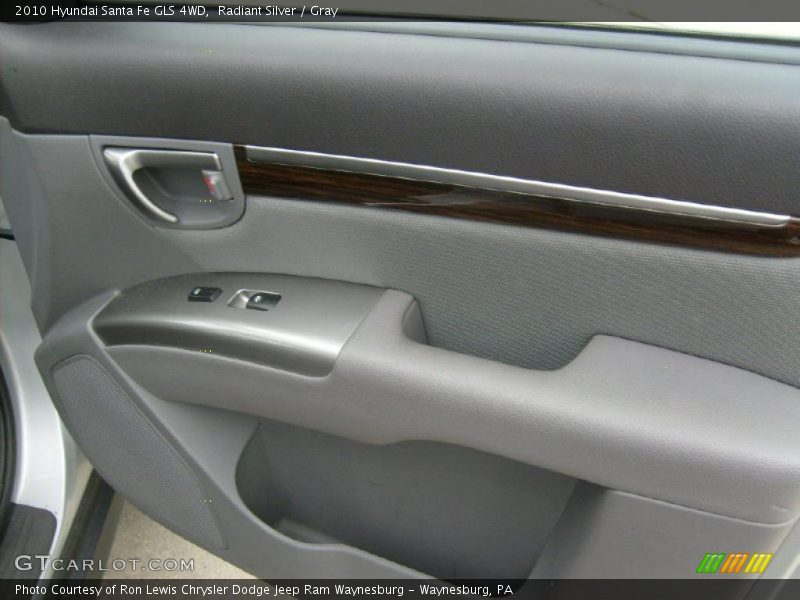 Radiant Silver / Gray 2010 Hyundai Santa Fe GLS 4WD