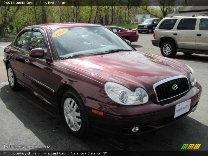 Ruby Red / Beige 2004 Hyundai Sonata