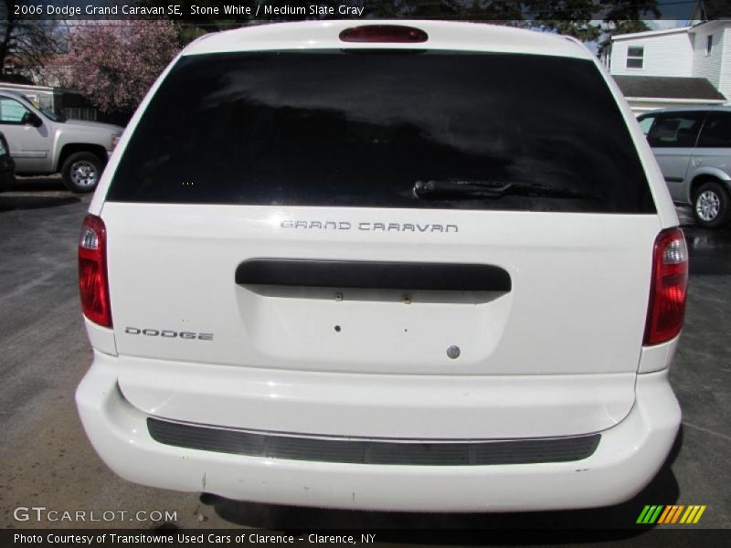 Stone White / Medium Slate Gray 2006 Dodge Grand Caravan SE
