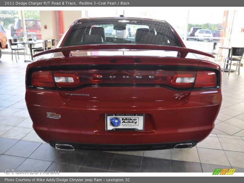 Redline 3-Coat Pearl / Black 2011 Dodge Charger R/T Road & Track