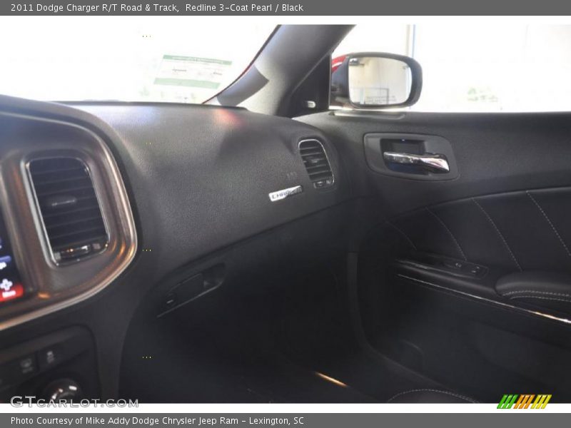 Redline 3-Coat Pearl / Black 2011 Dodge Charger R/T Road & Track