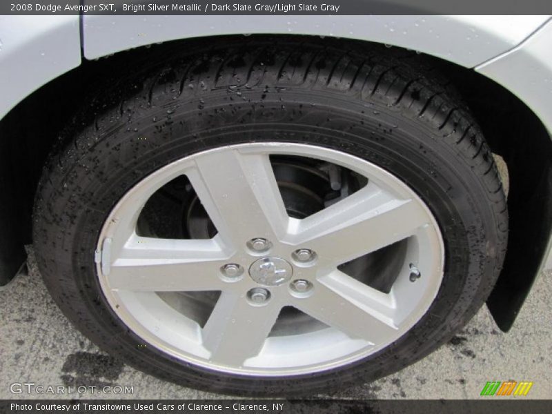 Bright Silver Metallic / Dark Slate Gray/Light Slate Gray 2008 Dodge Avenger SXT
