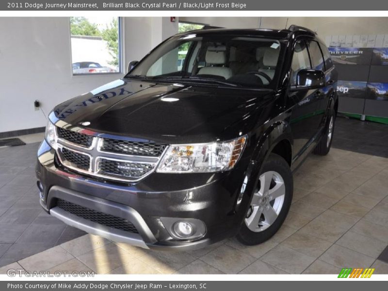 Brilliant Black Crystal Pearl / Black/Light Frost Beige 2011 Dodge Journey Mainstreet