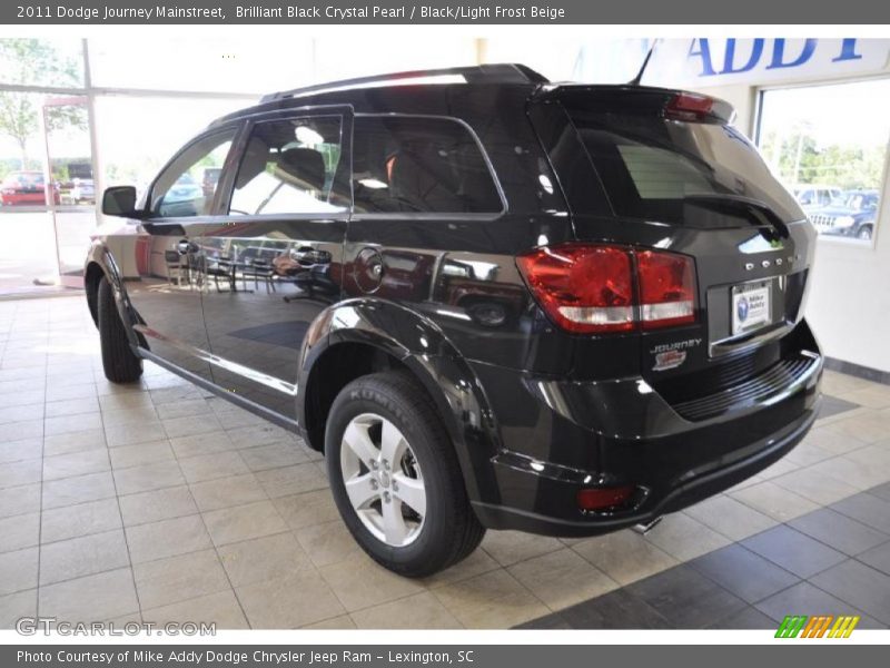 Brilliant Black Crystal Pearl / Black/Light Frost Beige 2011 Dodge Journey Mainstreet