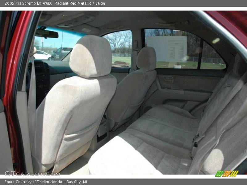Radiant Red Metallic / Beige 2005 Kia Sorento LX 4WD