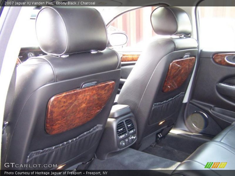 Ebony Black / Charcoal 2007 Jaguar XJ Vanden Plas