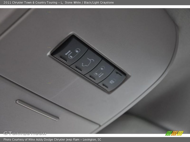Stone White / Black/Light Graystone 2011 Chrysler Town & Country Touring - L