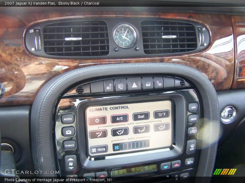 Ebony Black / Charcoal 2007 Jaguar XJ Vanden Plas