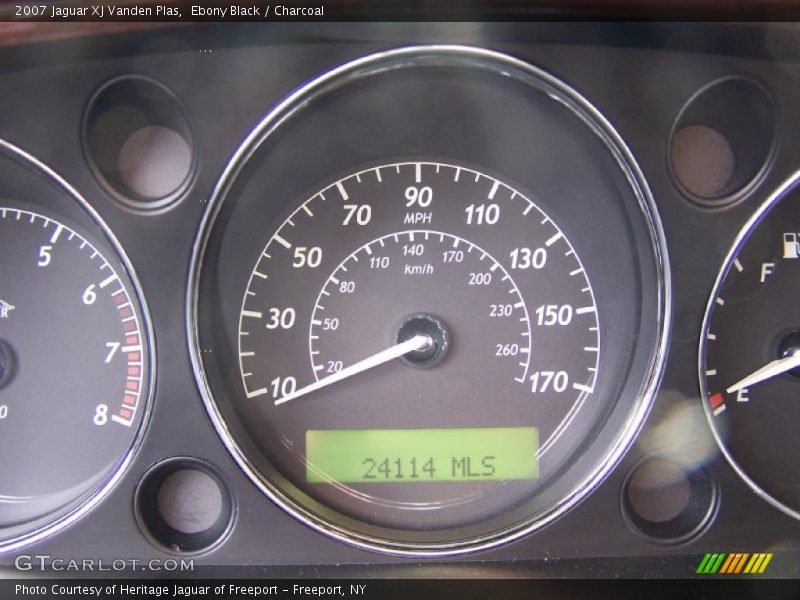 Ebony Black / Charcoal 2007 Jaguar XJ Vanden Plas