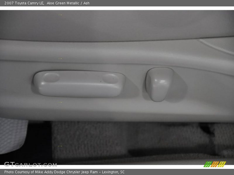 Aloe Green Metallic / Ash 2007 Toyota Camry LE