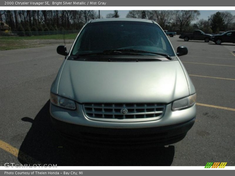 Bright Silver Metallic / Mist Gray 2000 Chrysler Voyager SE