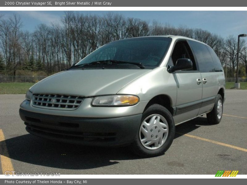 Bright Silver Metallic / Mist Gray 2000 Chrysler Voyager SE