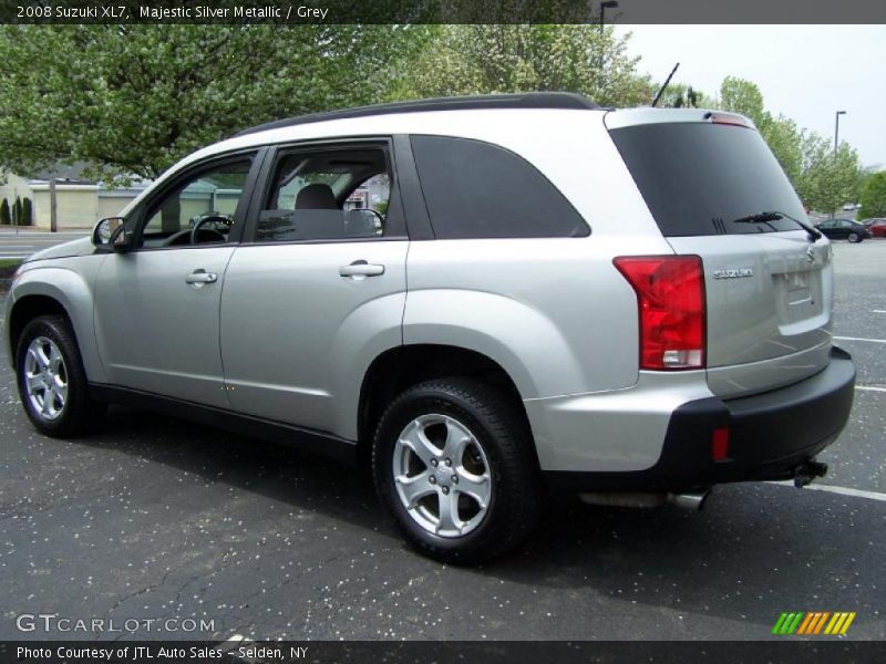  2008 XL7  Majestic Silver Metallic