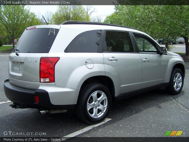  2008 XL7  Majestic Silver Metallic